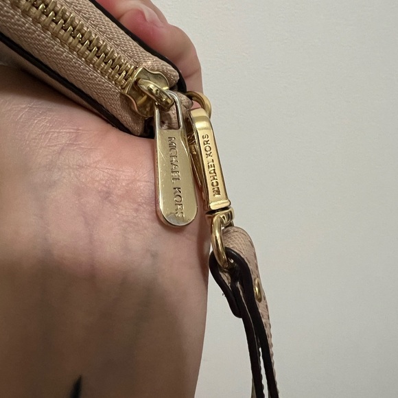 Bundle: Coach Michael Kors wristlets - Picture 9 of 10